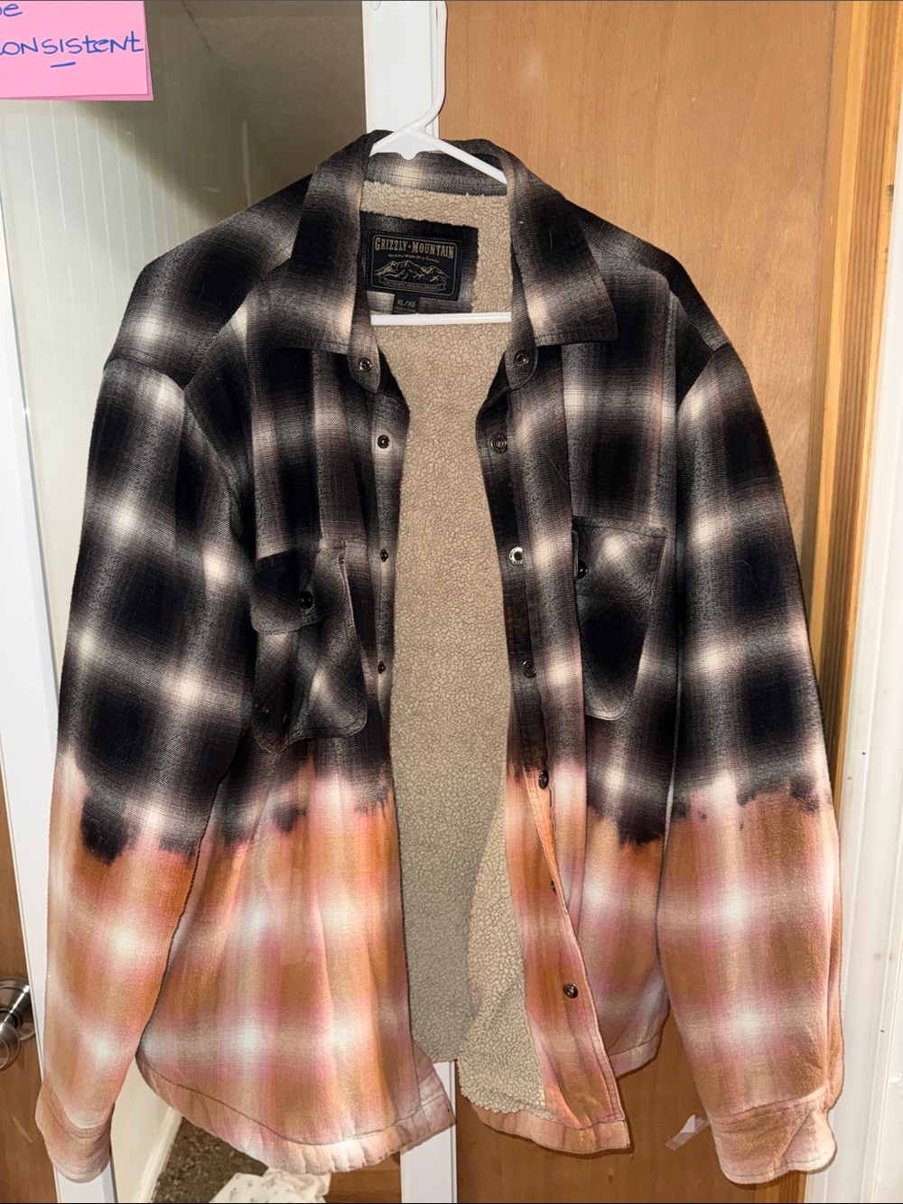 Shifty Mountain Ombre Plaid Sherpa-Lined Shacket - Black & Pink